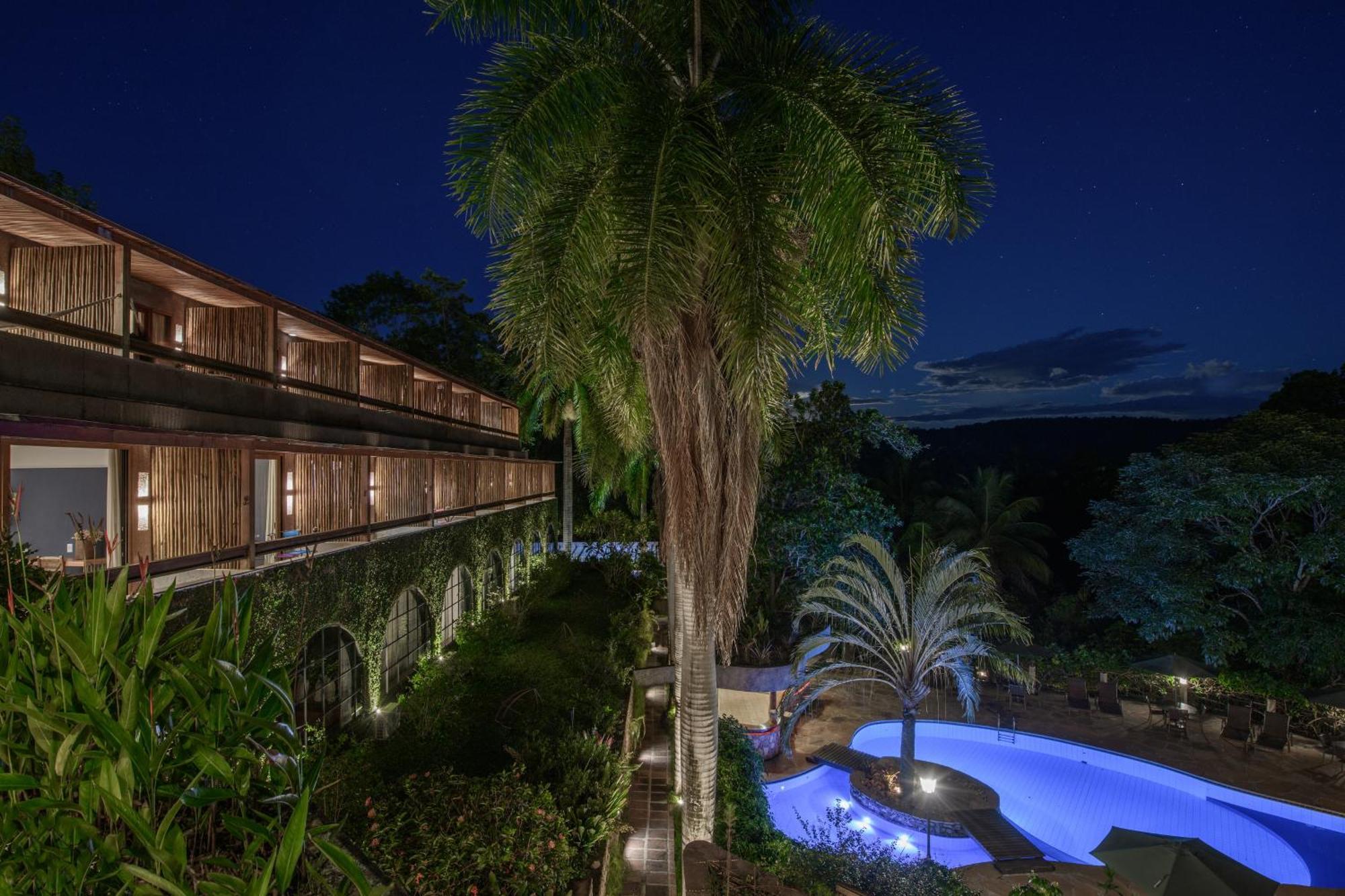 Hotel Canto Das Aguas - Roteiro De Charme เลนโซยส์ ภายนอก รูปภาพ