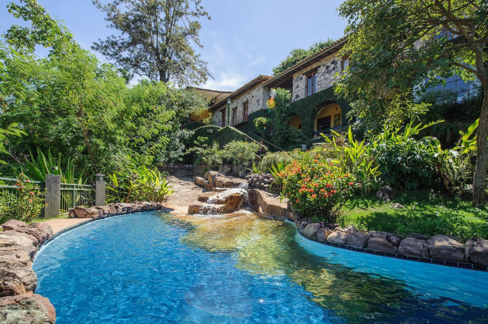 Hotel Canto Das Aguas - Roteiro De Charme เลนโซยส์ ภายนอก รูปภาพ